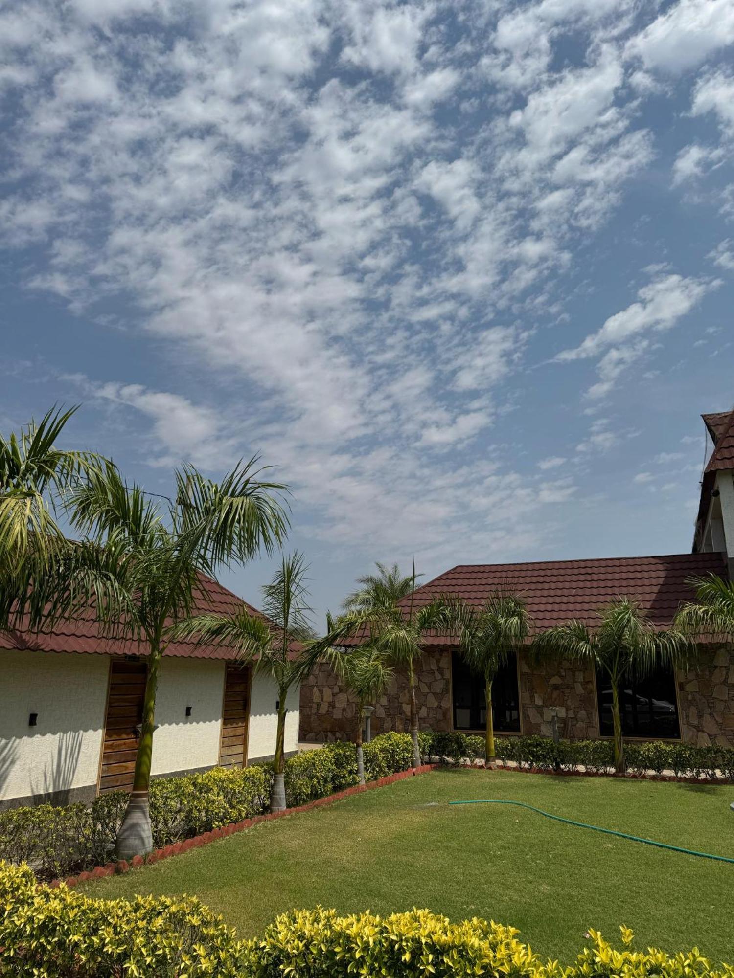 Sukoon Resort Pushkar Bagian luar foto